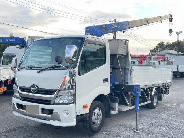 HINO Dutro Truck (With 4 Steps Of Cranes) TKG-XZU720M 2013 782,287km_1