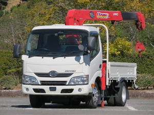 Dutro Truck (With 4 Steps Of Cranes)_1