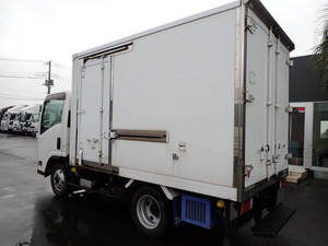 Elf Refrigerator & Freezer Truck_2