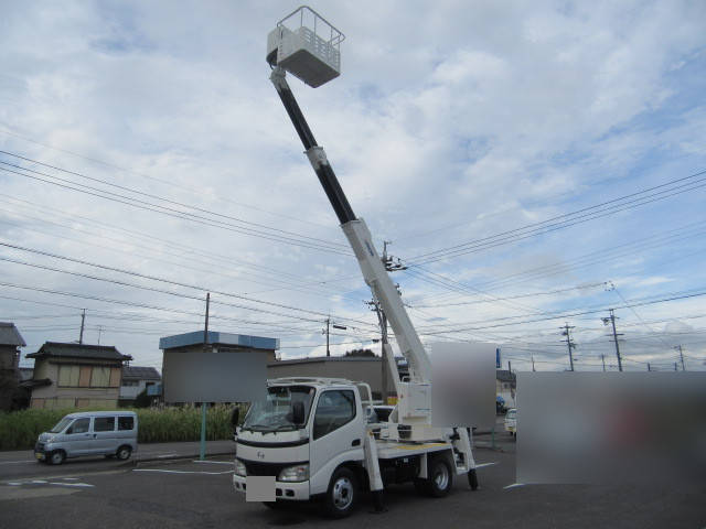 HINO Dutro Cherry Picker PB-XZU301E 2006 66,000km