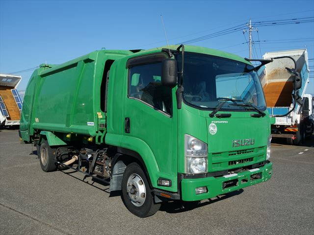 ISUZU Forward Garbage Truck PKG-FRR90S2 2011 349,000km