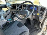 NISSAN Quon Trailer Head QPG-GK5XAB 2016 976,000km_14