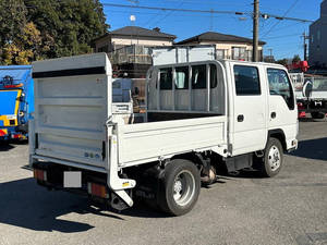Elf Double Cab_2