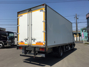 Fighter Refrigerator & Freezer Truck_2