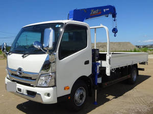 Dutro Truck (With 5 Steps Of Cranes)_1