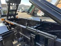 UD TRUCKS Condor Container Carrier Truck QKG-PK39LH 2015 195,000km_9