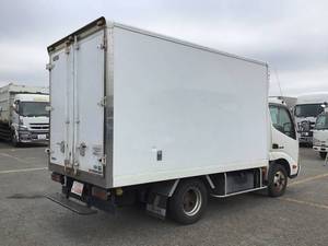 Dutro Refrigerator & Freezer Truck_2