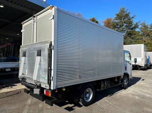 Elf Aluminum Van_2