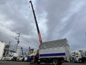Elf Truck (With 6 Steps Of Cranes)_2