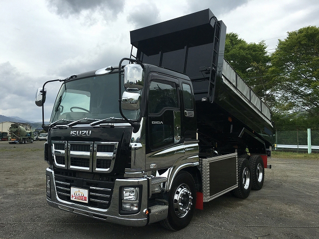 ISUZU Giga Dump QKG-CXZ77AT 2014 71,613km