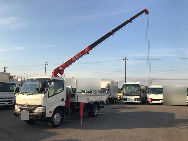 HINO Dutro Truck (With 4 Steps Of Cranes) TKG-XZU650M 2013 34,000km