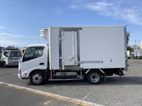 HINO Dutro Refrigerator & Freezer Truck TQG-XKC645M 2014 282,197km_5