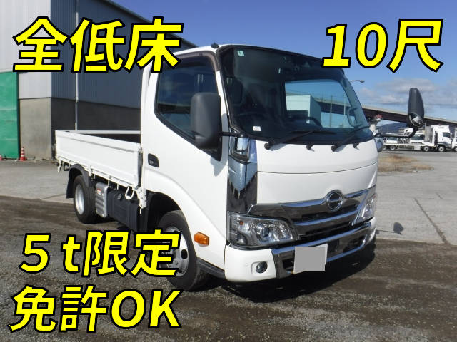 HINO Dutro Flat Body 2RG-XZC605M 2019 49,762km