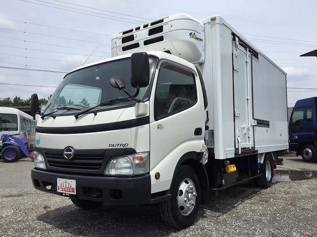 HINO Dutro Refrigerator & Freezer Truck BDG-XZU414M 2008 132,000km