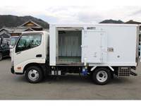 HINO Dutro Refrigerator & Freezer Truck TPG-XZC605M 2018 106,000km_7
