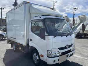 TOYOTA Dyna Panel Van TKG-XZU605 2017 132,000km_1