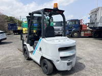 Others Others Forklift FHGE30T5 2018 3,864h_4