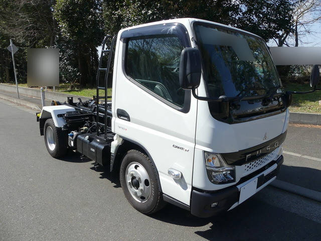 MITSUBISHI FUSO Canter Container Carrier Truck 2RG-FBAV0 2022 814km