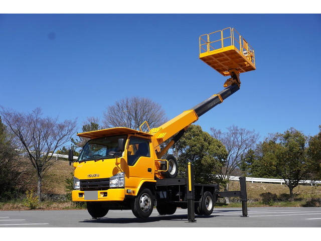 ISUZU Elf Cherry Picker SKG-NKR85YN 2013 24,853km