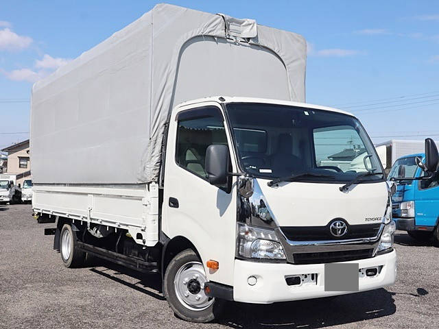 TOYOTA Toyoace Covered Wing TKG-XZU720 2017 158,500km