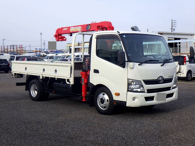 TOYOTA Toyoace Truck (With 3 Steps Of Cranes) TKG-XZU710 2012 73,000km