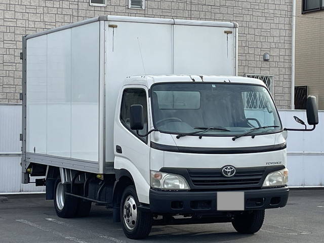 TOYOTA Toyoace Panel Van BDG-XZU404 2009 195,000km