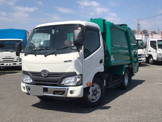 HINO Dutro Garbage Truck TKG-XZU600X 2017 104,000km