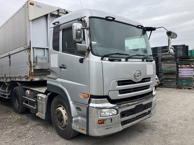 UD TRUCKS Quon Trailer Head QPG-GK5XAB 2015 290,036km