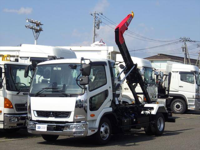 MITSUBISHI FUSO Fighter Container Carrier Truck 2KG-FK72F 2023 1,000km