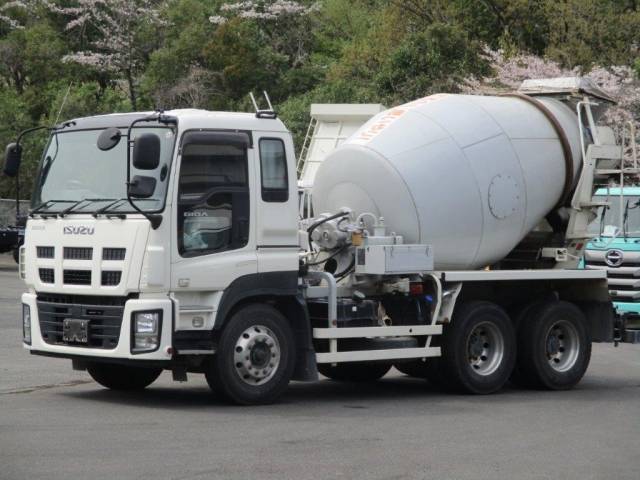 ISUZU Giga Mixer Truck QKG-CXZ77AT 2013 163,000km