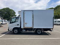 HINO Dutro Refrigerator & Freezer Truck TKG-XZC600M 2014 197,026km_5