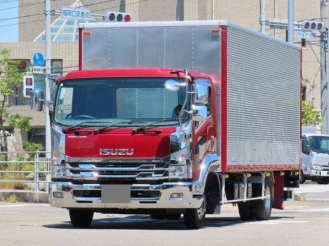 ISUZU Forward Aluminum Van TKG-FRR90S2 2017 305,000km