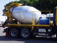 ISUZU Giga Mixer Truck QKG-CXZ77AT 2014 88,000km_5