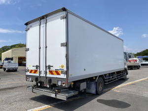 Forward Refrigerator & Freezer Truck_2