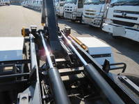 MITSUBISHI FUSO Canter Arm Roll Truck 2RG-FBAV0 2022 358km_26
