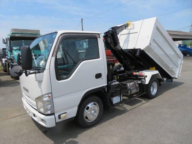 ISUZU Elf Container Carrier Truck BKG-NJR85AN 2009 69,357km