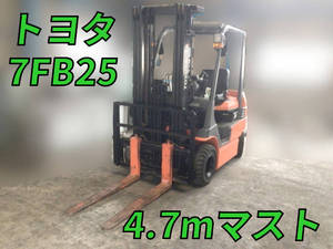 TOYOTA Others Forklift 7FB25 2013 3,297.5h_1