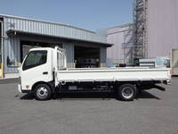 HINO Dutro Flat Body 2RG-XZU712M 2023 718km_5