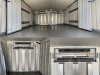 ISUZU Forward Refrigerator & Freezer Truck 2RG-FRR90T2 2017 325,052km_14