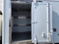 HINO Dutro Refrigerator & Freezer Truck TPG-XZC605M 2018 267,354km_6