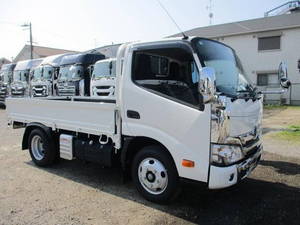 HINO Dutro Flat Body 2RG-XZU605M 2023 1,000km_1