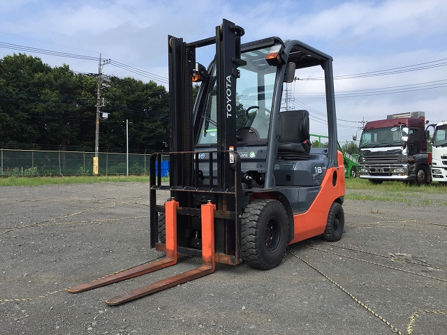 TOYOTA  Forklift 8FG18 2012 815h