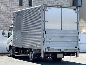 Toyoace Aluminum Van_2