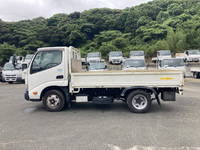 HINO Dutro Flat Body TPG-XZC605M 2017 86,904km_5