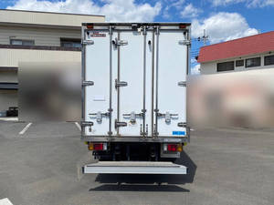 Elf Refrigerator & Freezer Truck_2