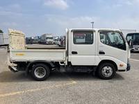 HINO Dutro Double Cab TKG-XZU605M 2017 68,689km_6