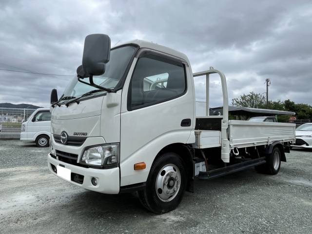 HINO Dutro Flat Body TKG-XZU655M 2018 88,824km