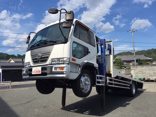 UD TRUCKS Condor Self Loader (With 3 Steps Of Cranes) KL-PK262KZ 2001 178,000km