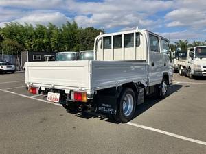 Elf Double Cab_2