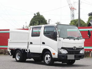 HINO Dutro Double Cab TPG-XZU605M 2017 54,340km_1